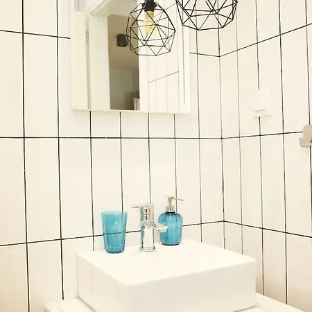 Διαμέρισμα Nat's Place Downtown Next To Metro Θεσσαλονίκη